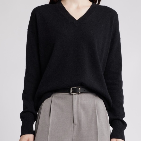Nordstrom V-Neck Cashmere Sweater Black Rock 🤍 - Picture 1 of 6
